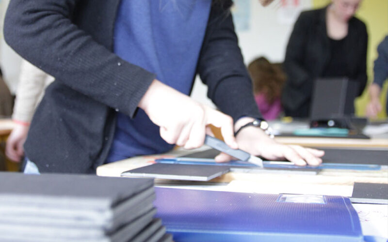 regards-croises-parcours-starter-college-saint-françois-atelier-design-mobilier- usages-musee-magnin-mobilier-(0)